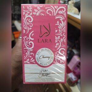 LARA Pink Perfume